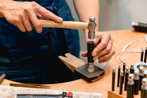 Cardiff jewellery teacher helps improve student skills in workshop